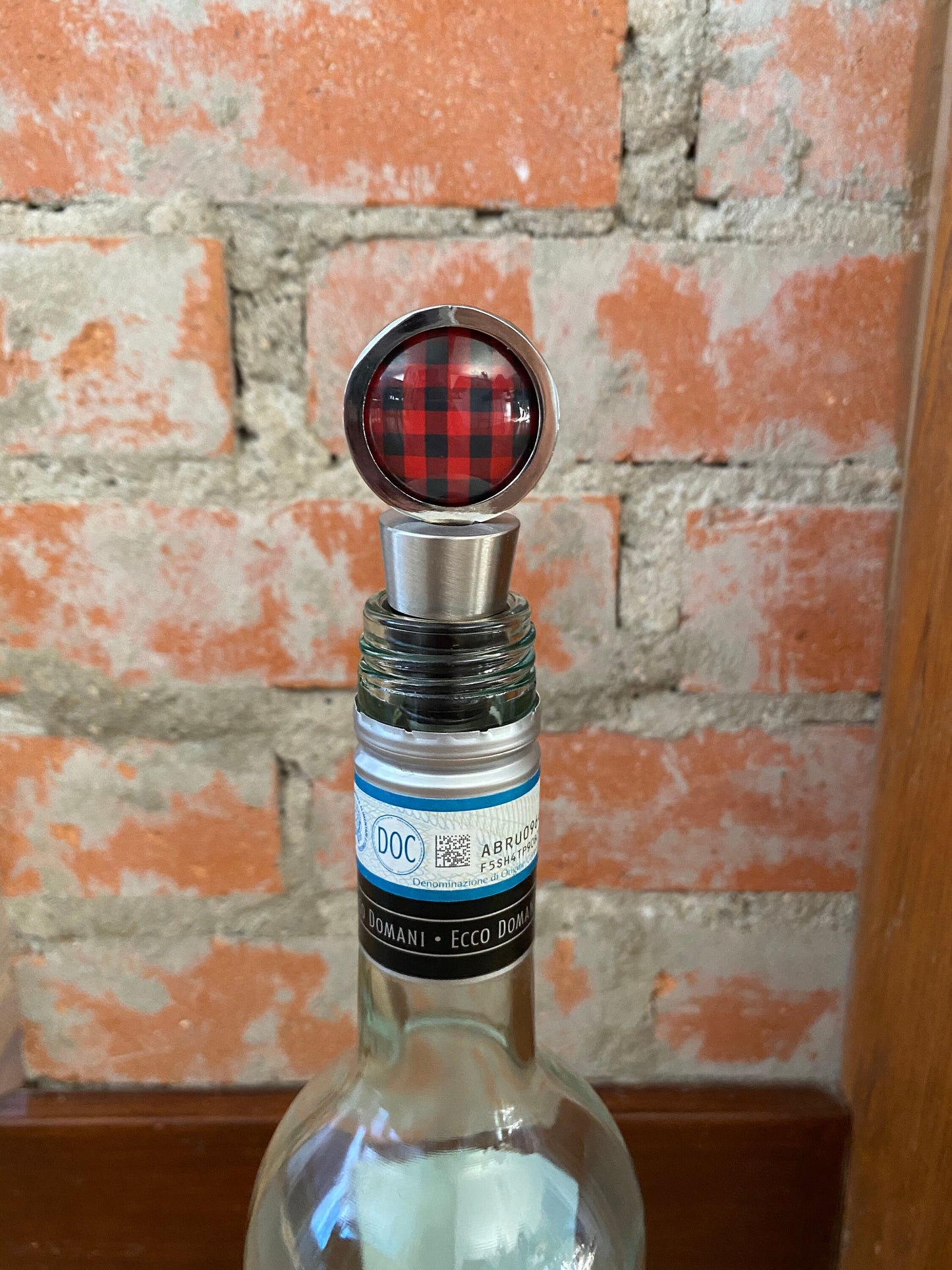 Red and Black Buffalo Plaid Wine Bottle Stopper, Buffalo Check Wine Bottle Stopper, Unique Barware Gift, Holiday Barware, Unisex Gift