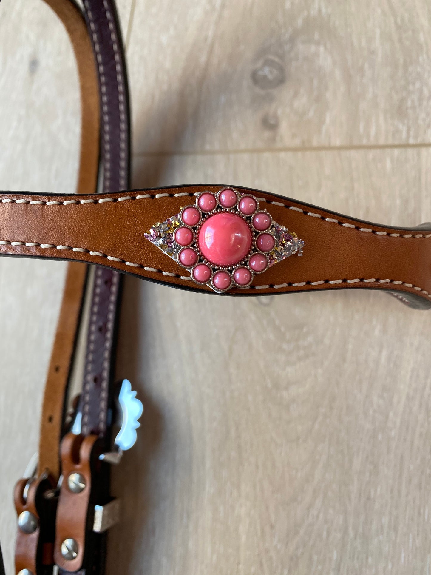 Western Horse Headstall, Leather Bling Headstall, Pink Conchos Glitter Headstall, Barrel Racing Tack, Pink Horse Tack, The Gumdrop Headstall