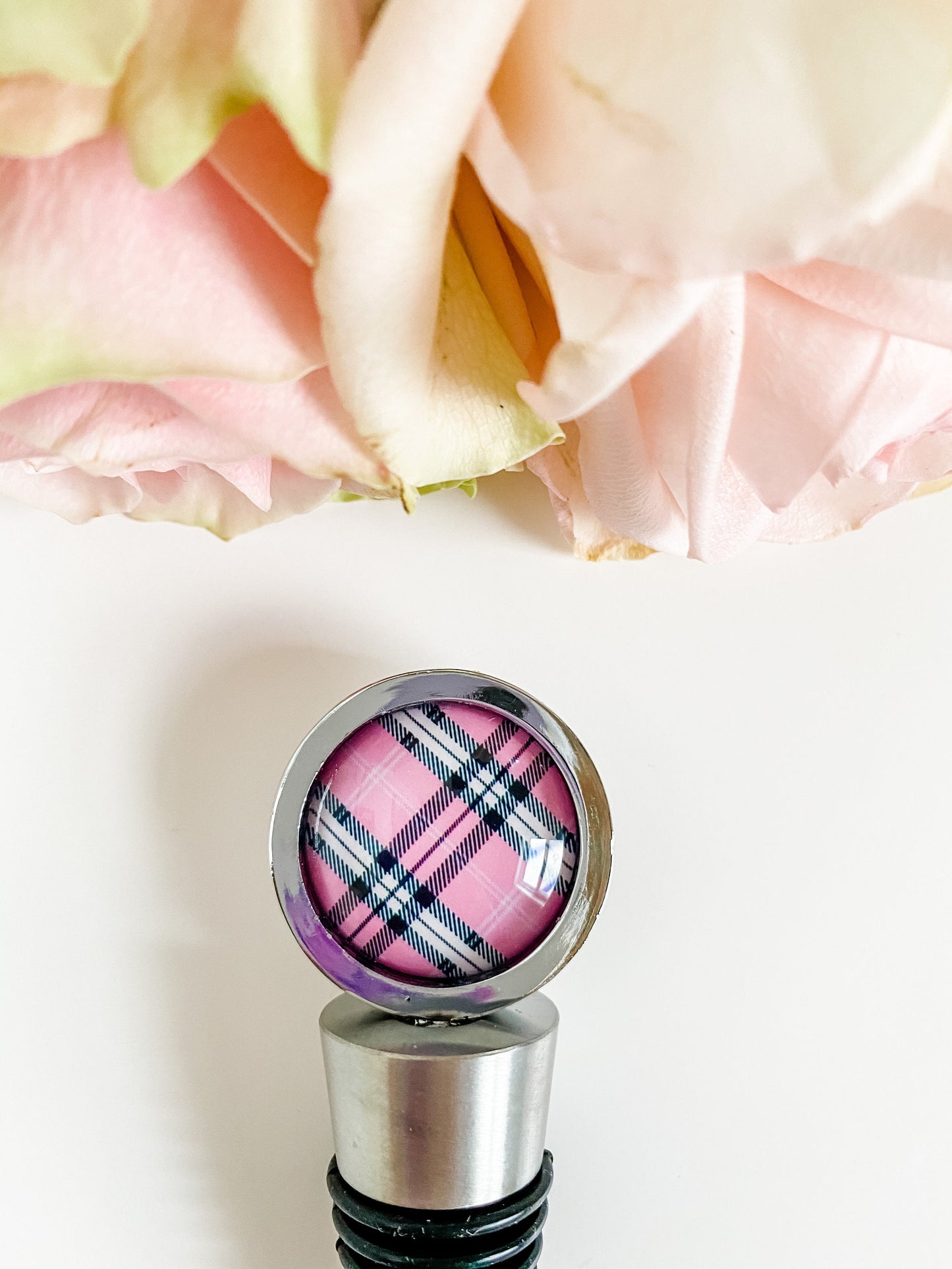 Pink & Black Tartan Plaid Wine Bottle Stopper, Pink Plaid Pattern, Gift for Wine Drinker, Unique Barware, Gift for Woman Who Has Everything