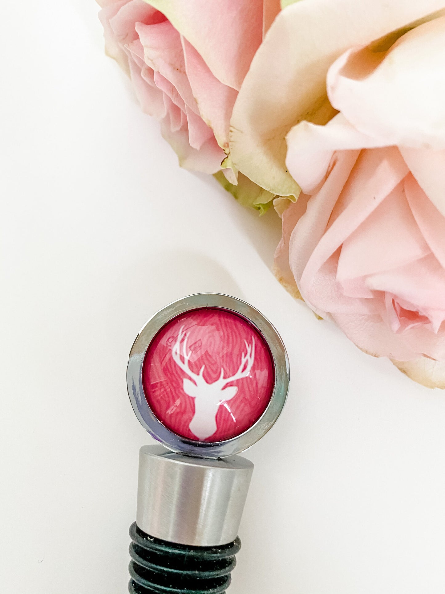 Deer Mount Wine Bottle Stopper, Pink and White Stag Bottle Stopper, Image of Buck Deer, Gift for Hunter, Cute Barware Gift, Gift for Her