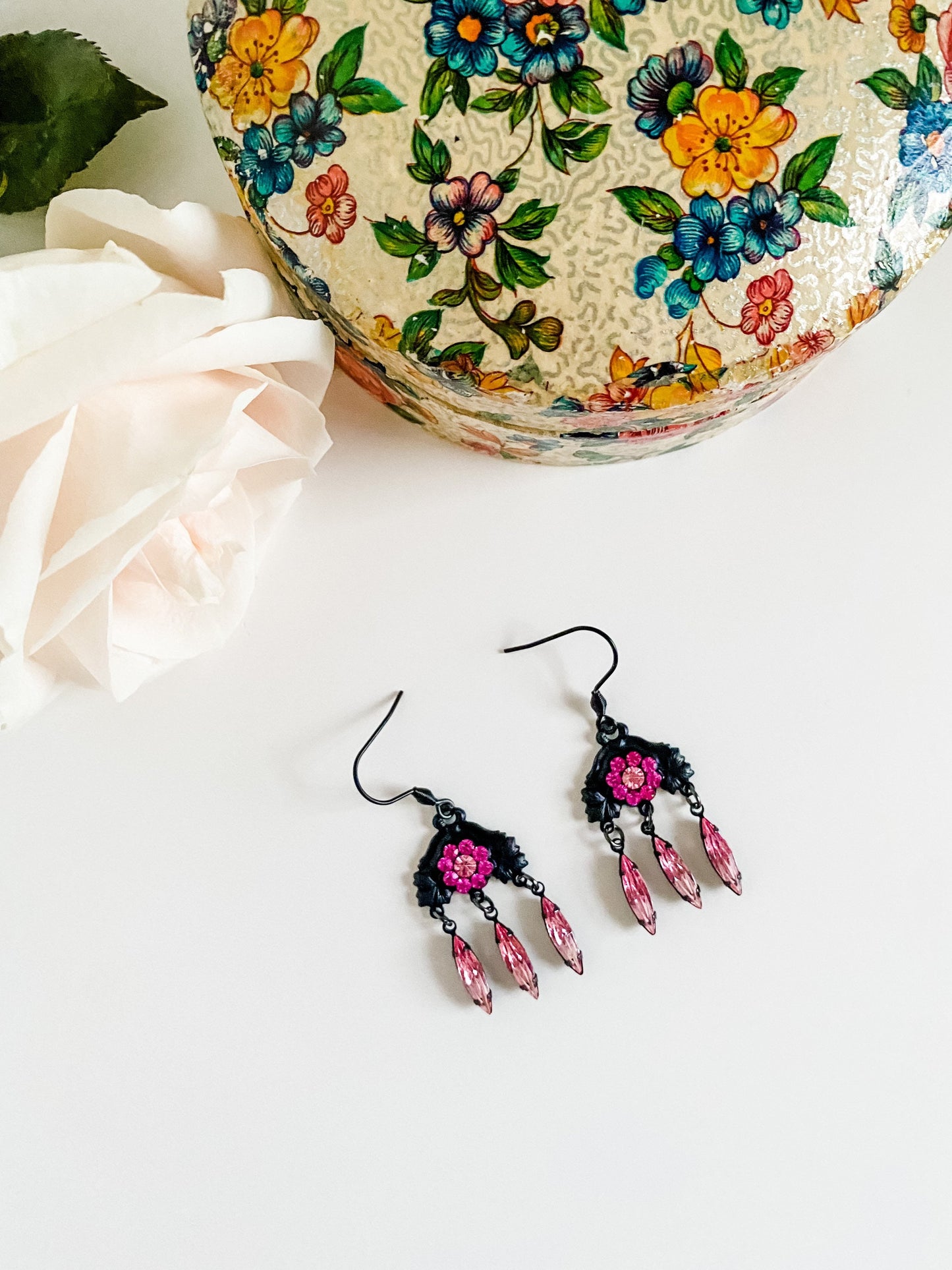 Pink Glam Chandelier Earrings, Rose Pink Austrian Crystal Earrings, Black and Pink Bridal Dangle Earrings, Victorian Coquette Earrings