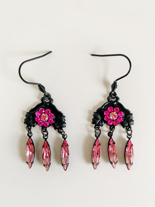 Pink Glam Chandelier Earrings, Rose Pink Austrian Crystal Earrings, Black and Pink Bridal Dangle Earrings, Victorian Coquette Earrings