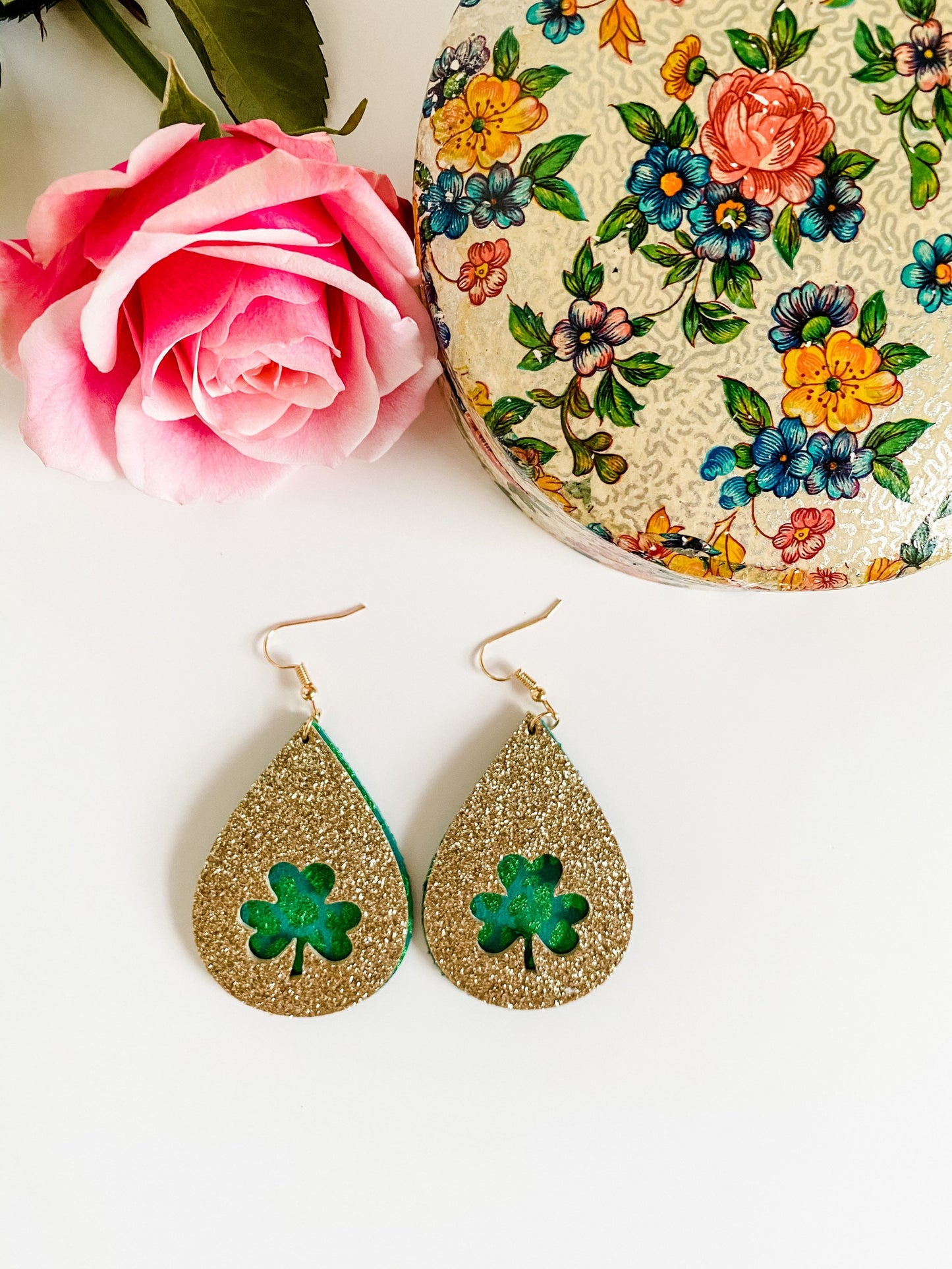 St Patricks Day Earrings, Shamrock Earrings, Teardrop Earrings with Shamrock Cutout, Clover Earrings, Green and Gold Lucky Earrings