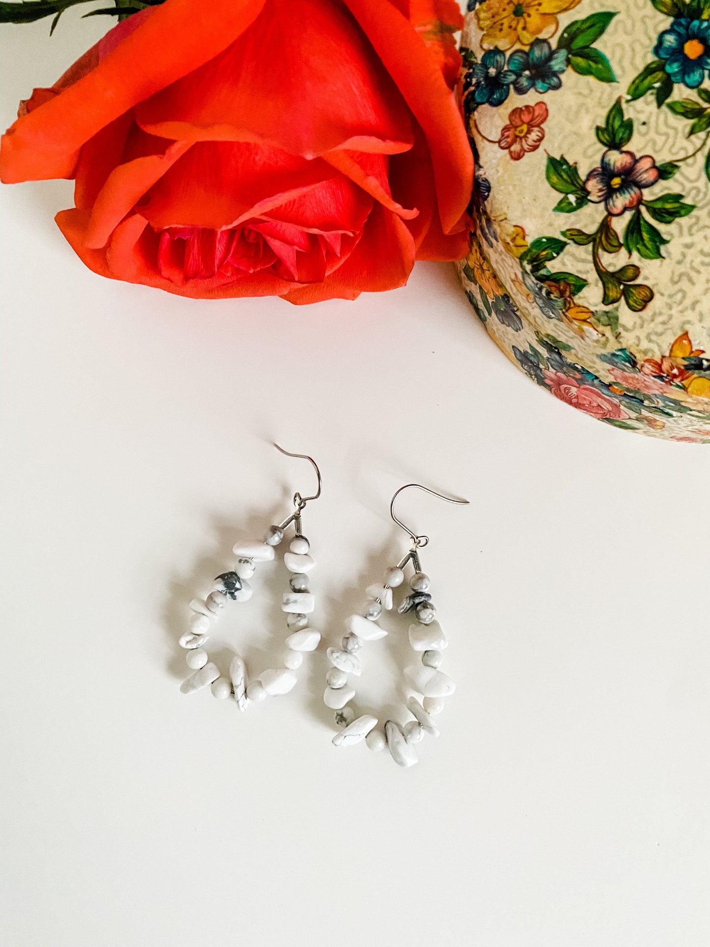 Howlite Chip Bead Earrings, Beaded Teardrop Earrings, Coastal Cowgirl Wedding Earrings, Boho Bead Earrings, White Howlite Earrings