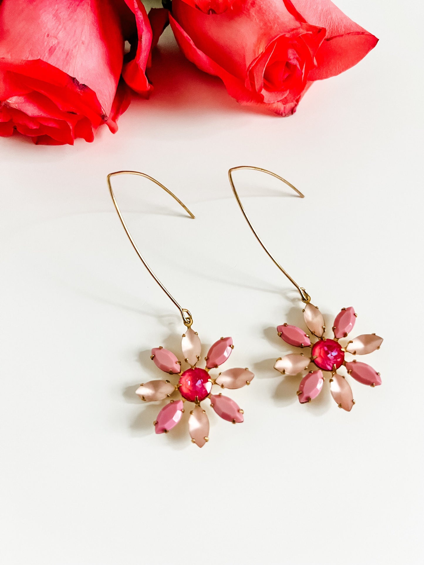 Pink Crystal Daisy Earrings, Vintage Daisy Drop Earrings, Beautiful Pink Crystal Flower Earrings, Vintage Crystal Earrings, Bridal Earrings