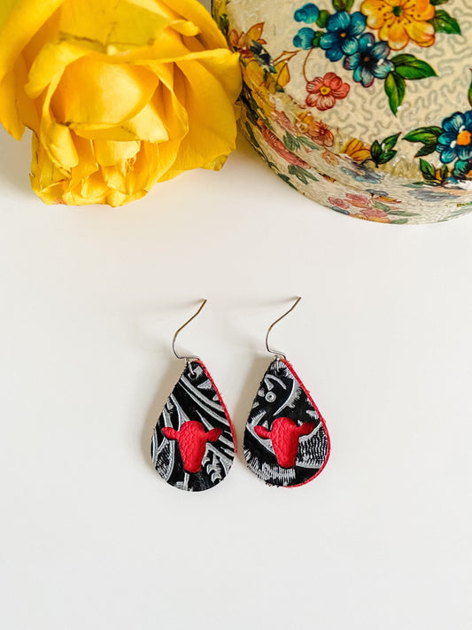 Cute Cow Earrings, Small Teardrop Earrings with Cow Cutout, Punchy Earrings, Black Silver Coral Earrings, Western Earrings, Coastal Cowgirl