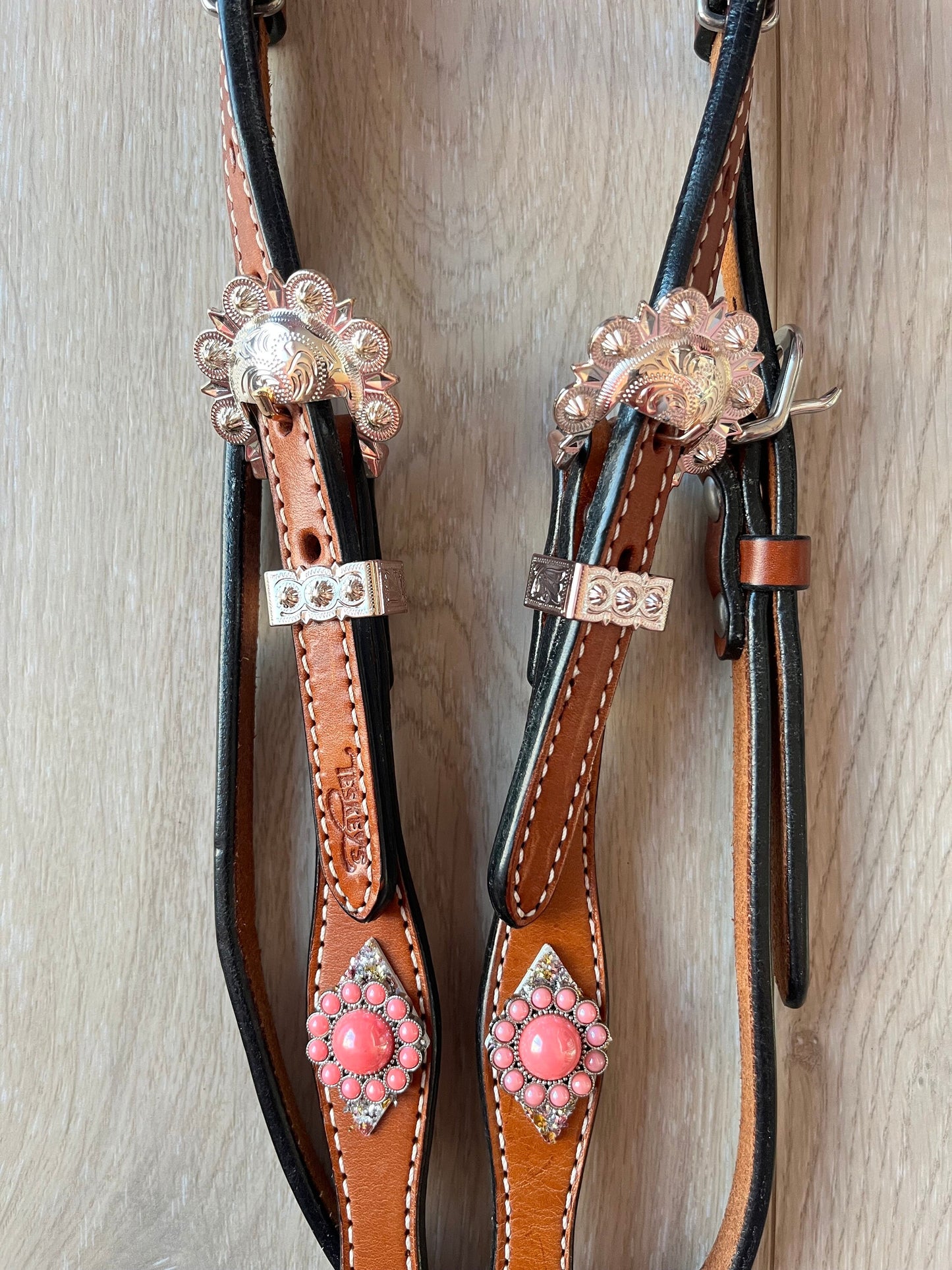 Western Horse Headstall, Leather Bling Headstall, Pink Conchos Glitter Headstall, Barrel Racing Tack, Pink Horse Tack, The Gumdrop Headstall